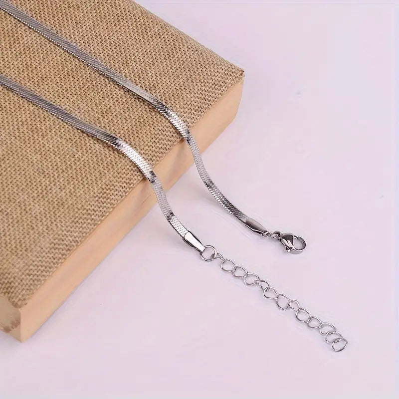 Solara Herringbone Necklace